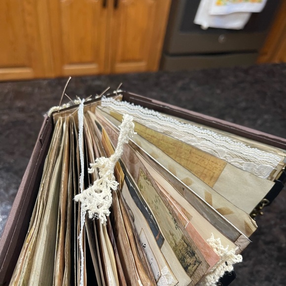 Vintage journalSOLD - Picture 4 of 16